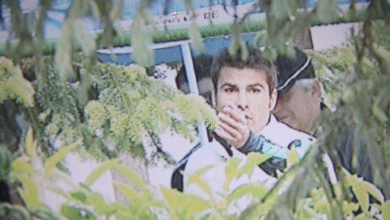 FOTO EXCLUSIV| Mutu a venit să-și vadă familia