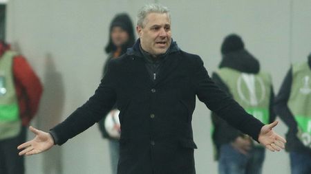 Noi detalii despre situația lui Șumudică: a încercat să plece după meciul cu Dinamo, dar planul său a eșuat: "Am vrut să punct punct, dar..." După FCSB și Turcia, a mai găsit un loc unde nu va antrena niciodată