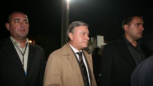 "Citeam meciurile** și cei din dreapta mea spuneau da sau nu"