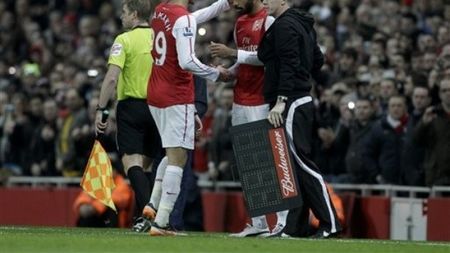 Se schimbă regulile fotbalului! Propunere REVOLUȚIONARĂ‚ din partea FIFA: ** Se face și a patra schimbare! "Vom păstra calitatea jocului"