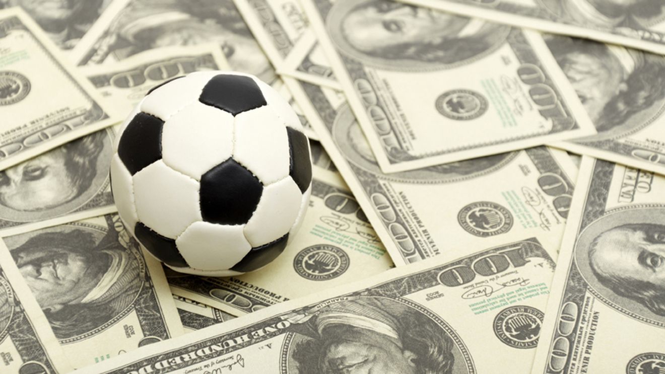 EXCLUSIV Încă o echipă din Liga 1 cu probleme? "Nu trebuia să primească licența! Nu știu cum reușește să dribleze pe la Comisie aproape toate datoriile"