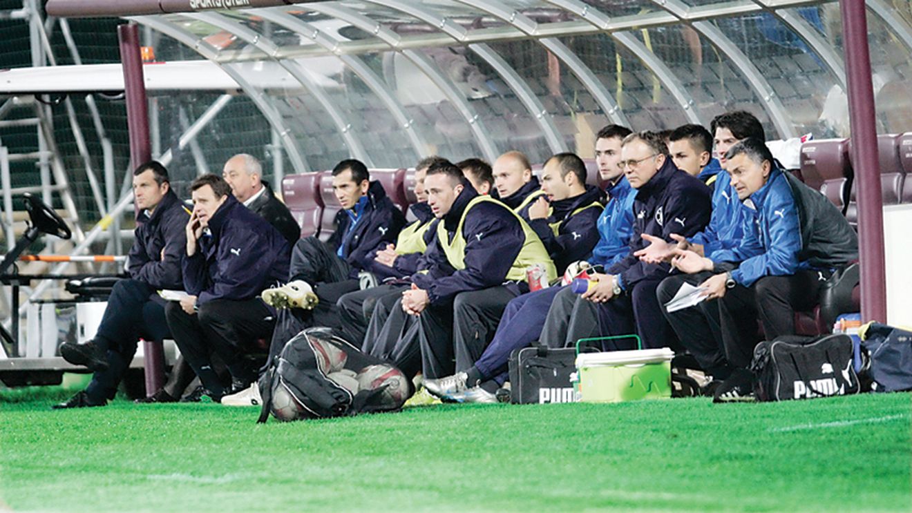 Gloria, cu echipa a doua!