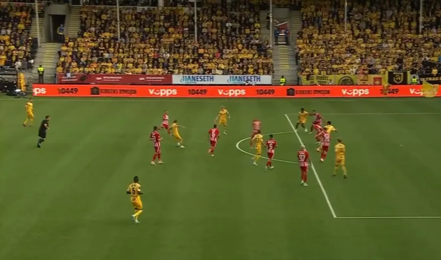 Al doilea gol al celor de la Bodo Glimt a fost marcat din poziție suspectă de offside