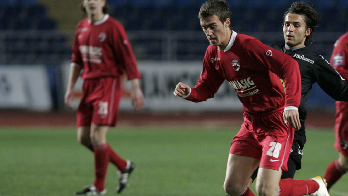 Giovanni acuză: "Alexe e convocat la Under 19 și la Dinamo freacă banca!"