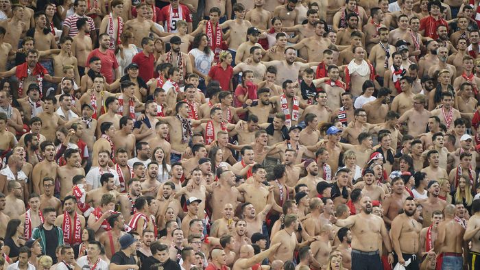 Scandalul vestelor confiscate la derby se mută la Comisia de Disciplină. Dinamo a făcut memoriu împotriva Stelei