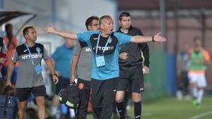 Atenție, Cosmin Contra! Dan Petrescu a cerut la națională un român de la CFR Cluj fără nicio selecție: "Ar trebui să aibă ochi și pentru el. E într-o formă extraordinară"