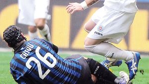 "Nu sunt nici optimist, nici pesimist!"** Soarta lui Chivu la Inter, decisă până la finalul lunii