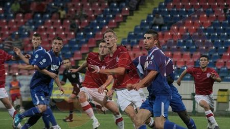 Brăneștiul i-a învins pe "călăii" lui Piți!** Victoria-Pandurii 2-0