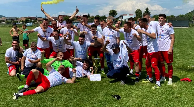 Mihai Onicaș și Laurențiu Rus sunt campioni în Liga 4 Cluj și vor juca barajul pentru promovarea în Liga 3