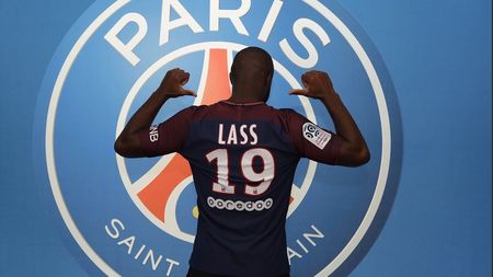 După ce în vară au fost "all-in", șeicii de la PSG au dat "check" în această iarnă. OFICIAL | Lass Diarra, prezentat la PSG: "Suntem foarte încântați să-l primim"