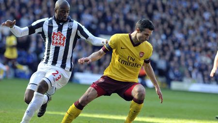 Cu Tamaș rezervă, West Bromwich i-a încurcat pe "tunari"!** Cum vrea un fan să o facă pe Arsenal să piardă toate meciurile :))