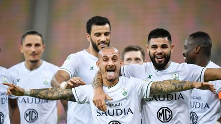 BREAKING NEWS | Alexandru Mitriță, decizie radicală! Mijlocașul e neplătit și a cerut rezilierea contractului cu Al Ahli