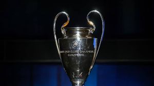 Predicțiile lui Berbatov pentru derby-urile rămase de jucat în sferturile Champions League! E fan Simeone, ce spune despre Messi și de ce Lyon nu are șanse în fața lui City