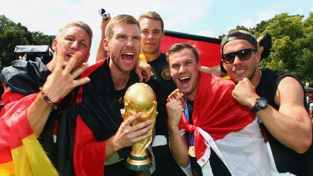 Fostul campion mondial a dat lovitura în afaceri! ProSport a văzut cum arată business-ul care îl umple de bani: „E arhiplin tot timpul, o adevărată nebunie!”. REPORTAJ DIN GERMANIA