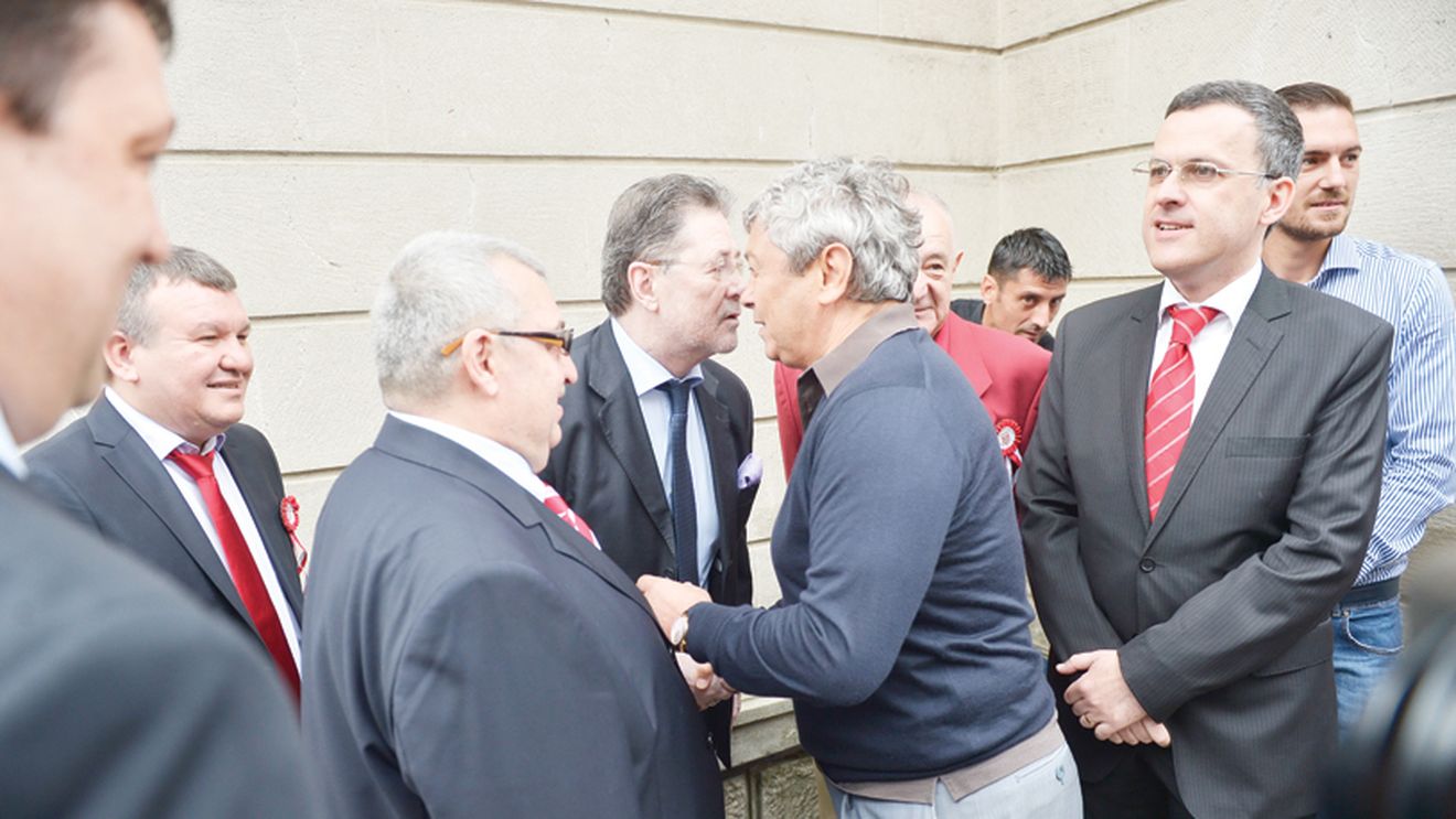 Îi prelungesc contractul? Anghelache: "Joi mă întâlnesc cu Dinu! Vom găsi o soluție"