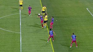 Greșeli mari de arbitraj! Steaua a marcat primul gol din off-side și ambele echipe au avut câte un penalty neacordat!