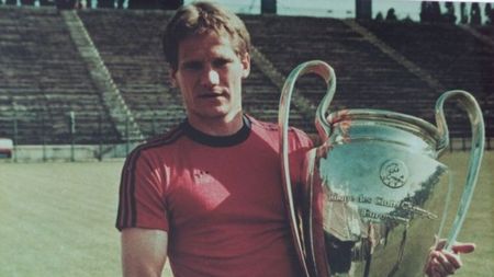 Scrisoarea deschisă a lui Boloni:** "Iubesc Steaua, dar nu Steaua de azi!" VEZI ce zice Loți despre Gigi