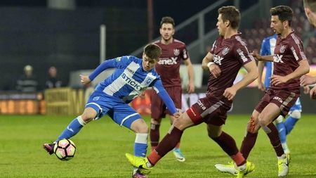 Mărturiile dureroase ale tatălui unuia dintre cei mai talentați fotbaliști ai Craiovei lui Mihai Rotaru! Cum se poate rata Radu Bîrzan, „perla” Băniei: „Nici nu e folosit, nici nu e lăsat liber” | EXCLUSIV