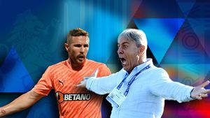 Mihai Rotaru l-a dat afară pe starul Universității Craiova, iar decizia patronului are primele efecte! Cel mai aprig contestatar al fotbalistului, reacție fabuloasă: „Cel mai bun transfer e că a reziliat, e plecarea lui”. EXCLUSIV