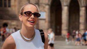 Sandra Izbașa a cheltuit o avere pentru buchetul de mireasă! Suma enormă scoasă din buzunar de fosta gimnastă | FOTO