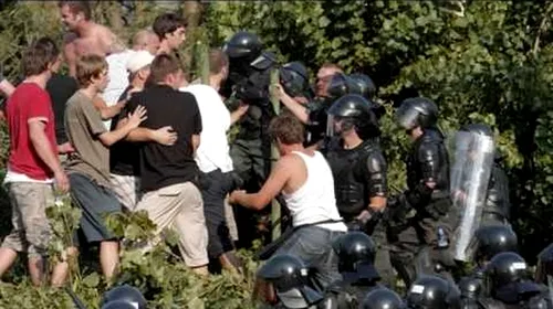 Violența a provocat rănirea a 16 oameni, înainte de meciul Zilina-Sparta Praga