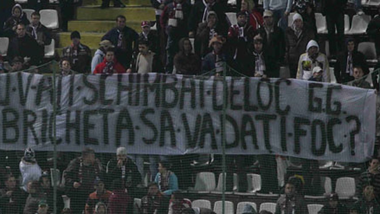 VEZI AICI cum rapidiștii i-au umilit pe rivalii din Ghencea