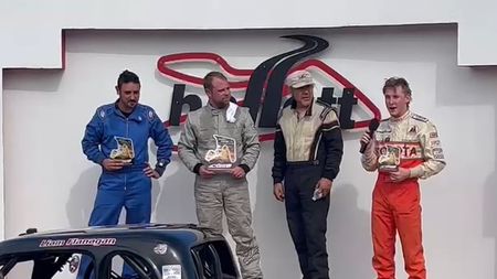 Dylan, băiatul Nadiei Comăneci, a urcat pe podiumul de premiere! Aflat la a doua participare în circuitul mașinilor de legendă, puștiul a făcut senzație | VIDEO