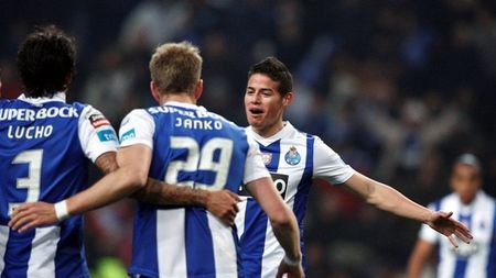 Un coleg al lui Săpunaru se autopropune la Manchester!** Ferguson se poate trezi în curte cu noul Cristiano Ronaldo