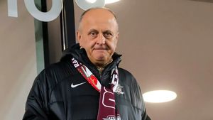 Ei sunt oamenii lui Dan Şucu la Genoa. Italienii au scris despre românii pe care i-a adus la club