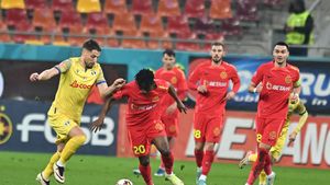 Dinamo și Farul lui Gică Hagi, la un pas să rateze unul dintre cei mai valoroși jucători din Superliga! Culisele negocierilor de ultimă oră: „Și-a dat acordul verbal”. Ce se întâmplă cu cealaltă „perlă”. EXCLUSIV