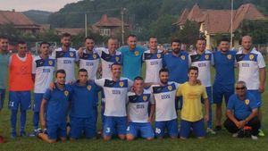 Nume surpriză care poate ține "pe loc" Craiova lui Mititelu! Echipa antrenată de doi foști fotbaliști din Liga 1 face senzație în al treilea eșalon