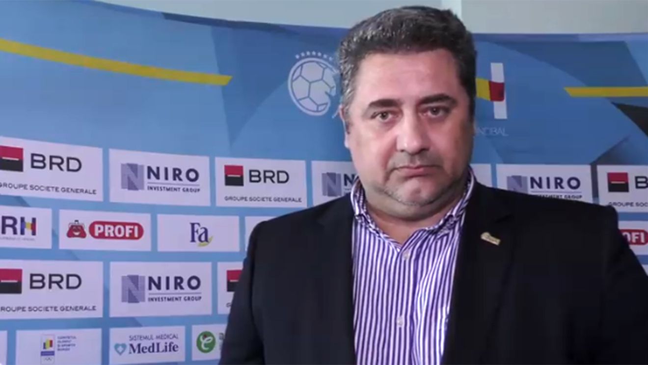 Alexandru Dedu, cerere halucinantă! Ar vrea să citească înainte discursul pregătit de fostele glorii din handbal la alegeri. „Niște boșorogi vor să participe" + Delegație de 10 persoane, ar lua cuvântul Cornel Oțelea și Vasile Stângă