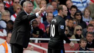 PSG, Real și Bayern pândesc orice mișcare la United.** Retragerea lui Ferguson îi poate lăsa pe "diavoli" fără alt idol