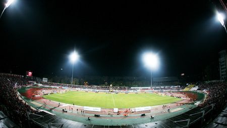 Bilete online la Dinamo - Chindia Târgoviște. Vezi prețurile