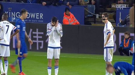 "Ce faceți, DORMIȚI?!" FOTO | Imagini incredibile de la ultima umilință suferită de Chelsea. Diego Costa, făcut praf după această reacție jenantă