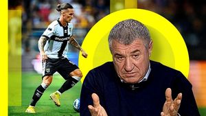 Dușmanul de moarte al lui Giovanni Becali l-a căutat pe Victor Becali pentru a-l transfera pe Dennis Man de la Parma: „Cum să ai tupeu să mă suni pe mine?!”
