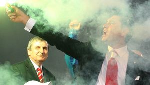 „Conducătorii sunt complici!"