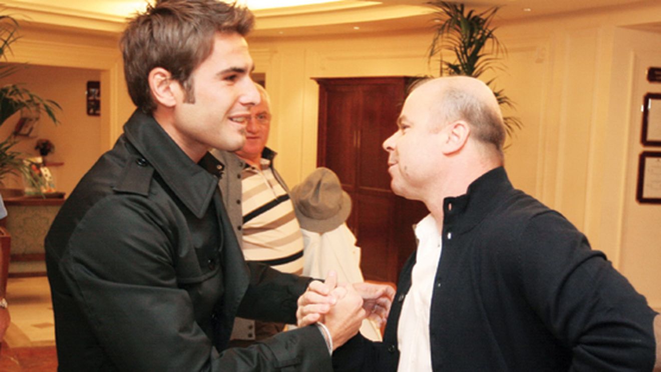 "Mutu nu știe să discute cu un ospătar"