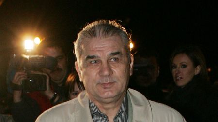 Iordănescu: "Nu știu dacă arbitrul a fost lovit"