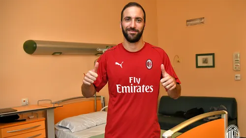 Higuain a ajuns la Milano! Obiectiv? 