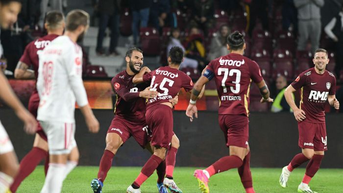 Ce s-a ales de fotbalistul dat afară de CFR Cluj după ce a negociat în secret cu FCSB. Transfer incredibil pentru Panagiotis Tachtsidis