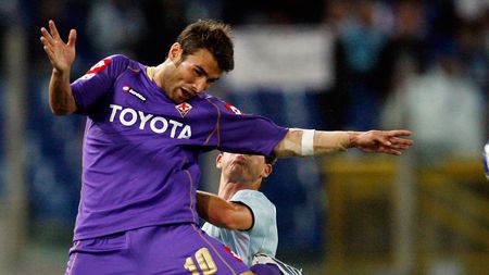 Mutu către Prandelli: "Mă lași și pe mine să termin un meci?"