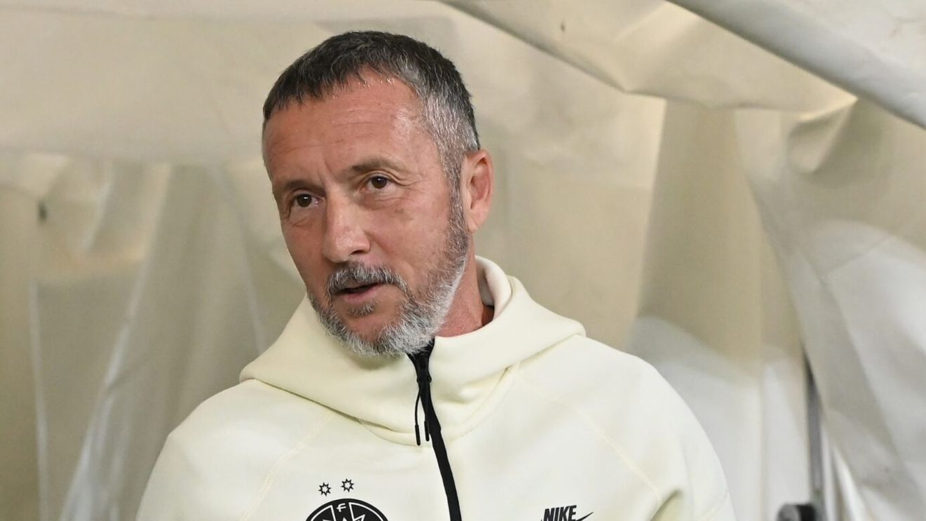 Veștile proaste continuă pentru Mircea Lucescu înaintea dublei cu Austria și Cipru: vedeta de la FCSB e OUT! Anunțul lui Meme Stoica