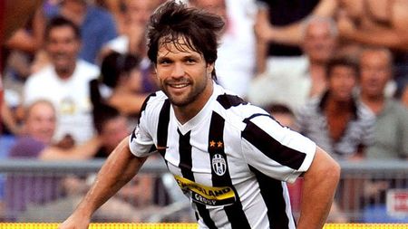 Cum să pierzi 9 milioane într-un an!? **Juve l-a cedat pe Diego la Wolfsburg