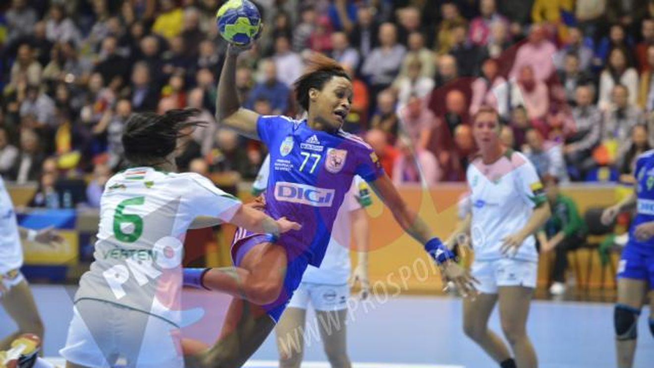 Dramatism total la Vâlcea!** "Galacticele" au pierdut la limită primul meci din a doua fază a grupelor Ligii: Oltchim - Ferencvaros 22-23