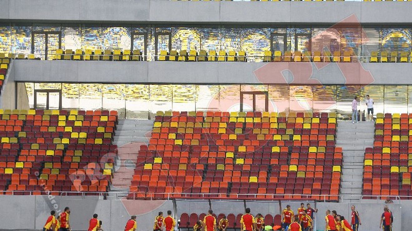 SUPER GALERIE FOTO** Primul antrenament al tricolorilor pe "Național Arena"