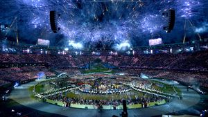 GRANDIOS!** Start pentru JO 2012, BAFTĂ‚ sportivilor noștri! FOTO A fost cea mai impresionantă deschidere din istoria JO