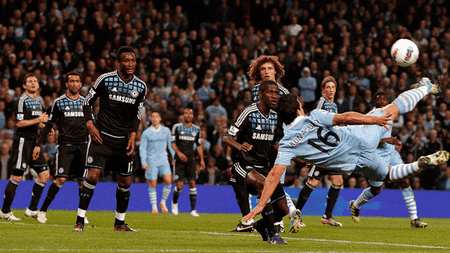 Accidentare stupidă pentru Kun Aguero! **Mancini: "Prefer să nu spun ce a pățit"