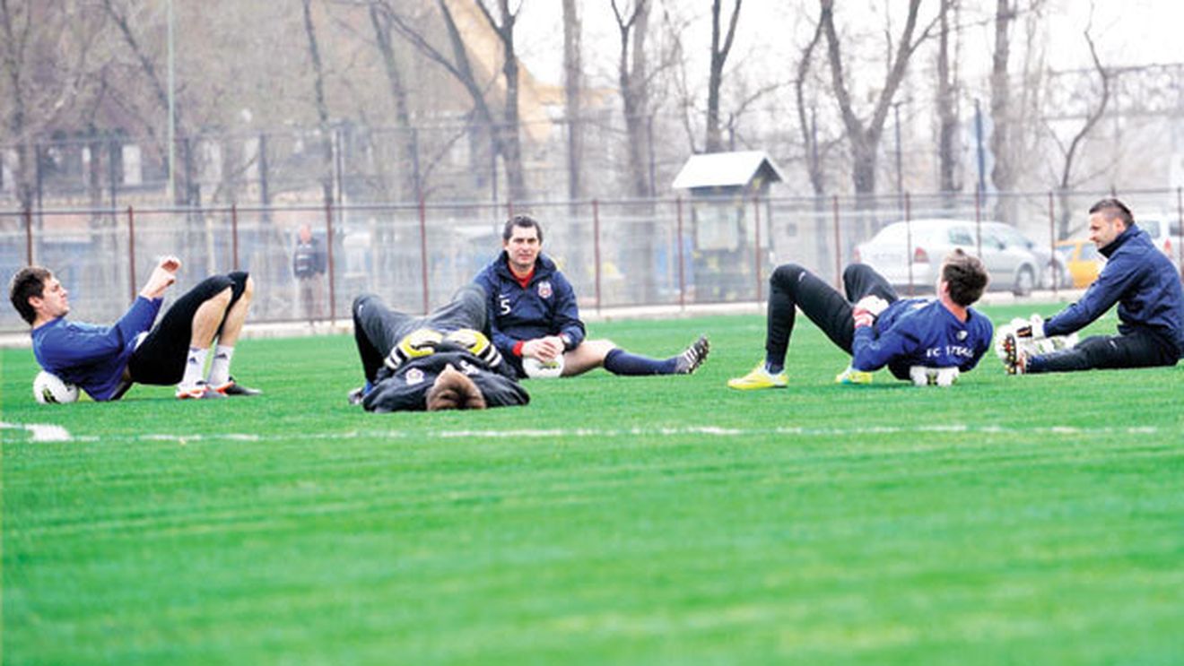 "Mă înjurau ca pe Dani Coman!"** Un sezon întreg al Stelei poate depinde de o fostă glorie din Giulești: "Eu decid cine apără"