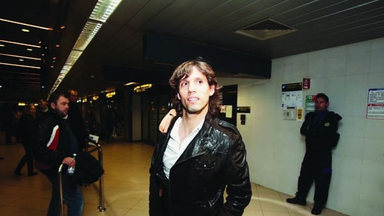 Dinamo nu a abandonat pista Alves!** "Câinii" joacă tare: ce condiție i-au pus jucătorului